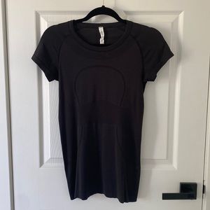 Lululemon Swiftly Tech Short Sleeve Shirt